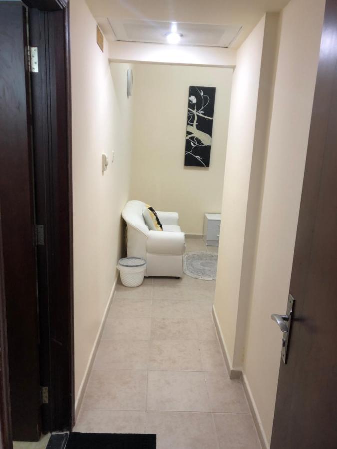 Kaya Hostel Дубай Екстериор снимка